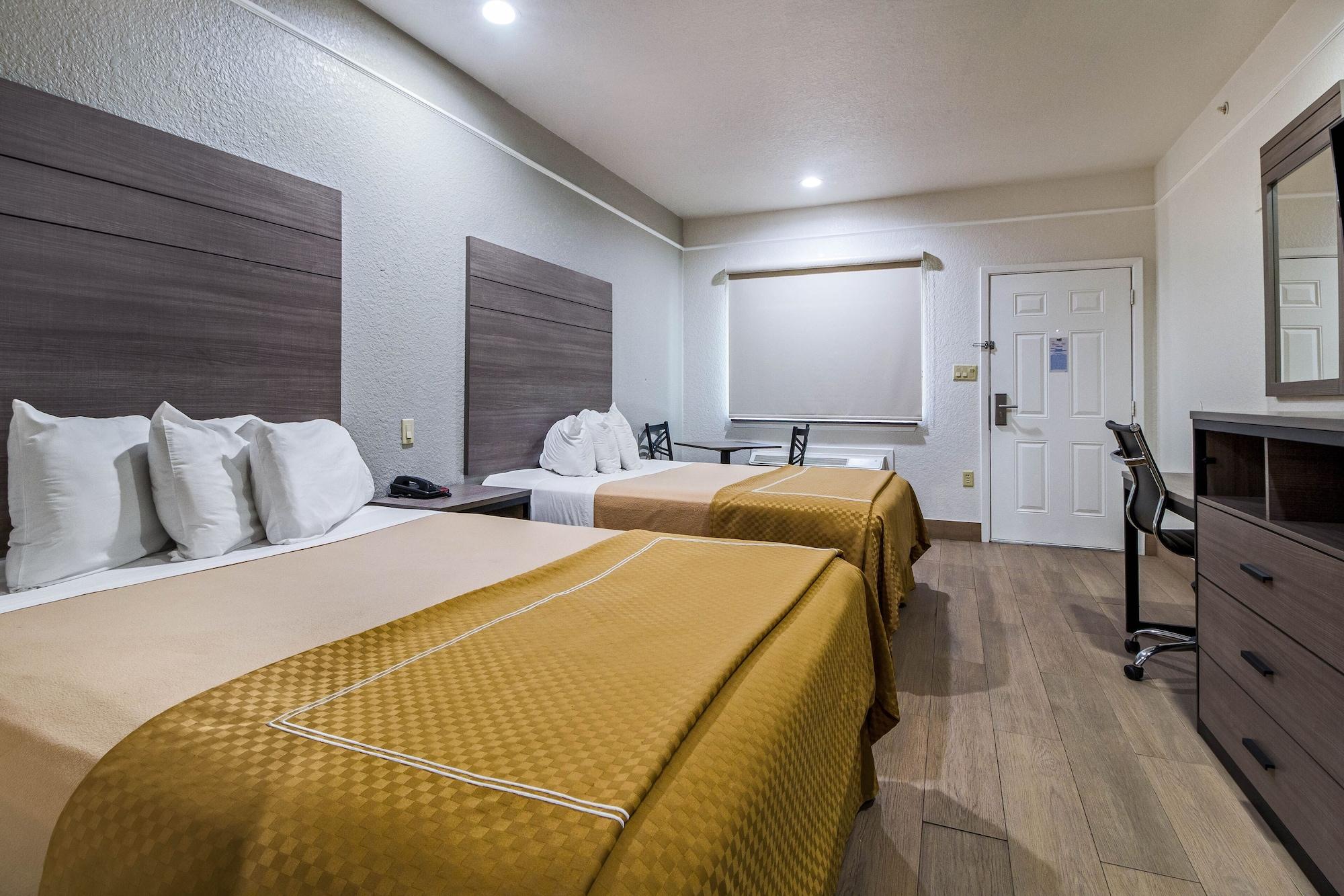 Scottish Inn And Suites Бейтаун Экстерьер фото